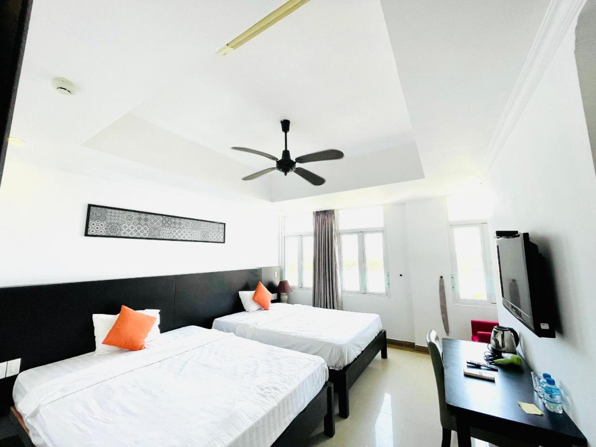 Queen Palace Sea View Hotel Дананг Экстерьер фото